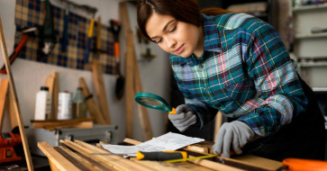 Wood, metal, and glass furniture materials explained in a guide to help you choose durable and stylish pieces for your home.